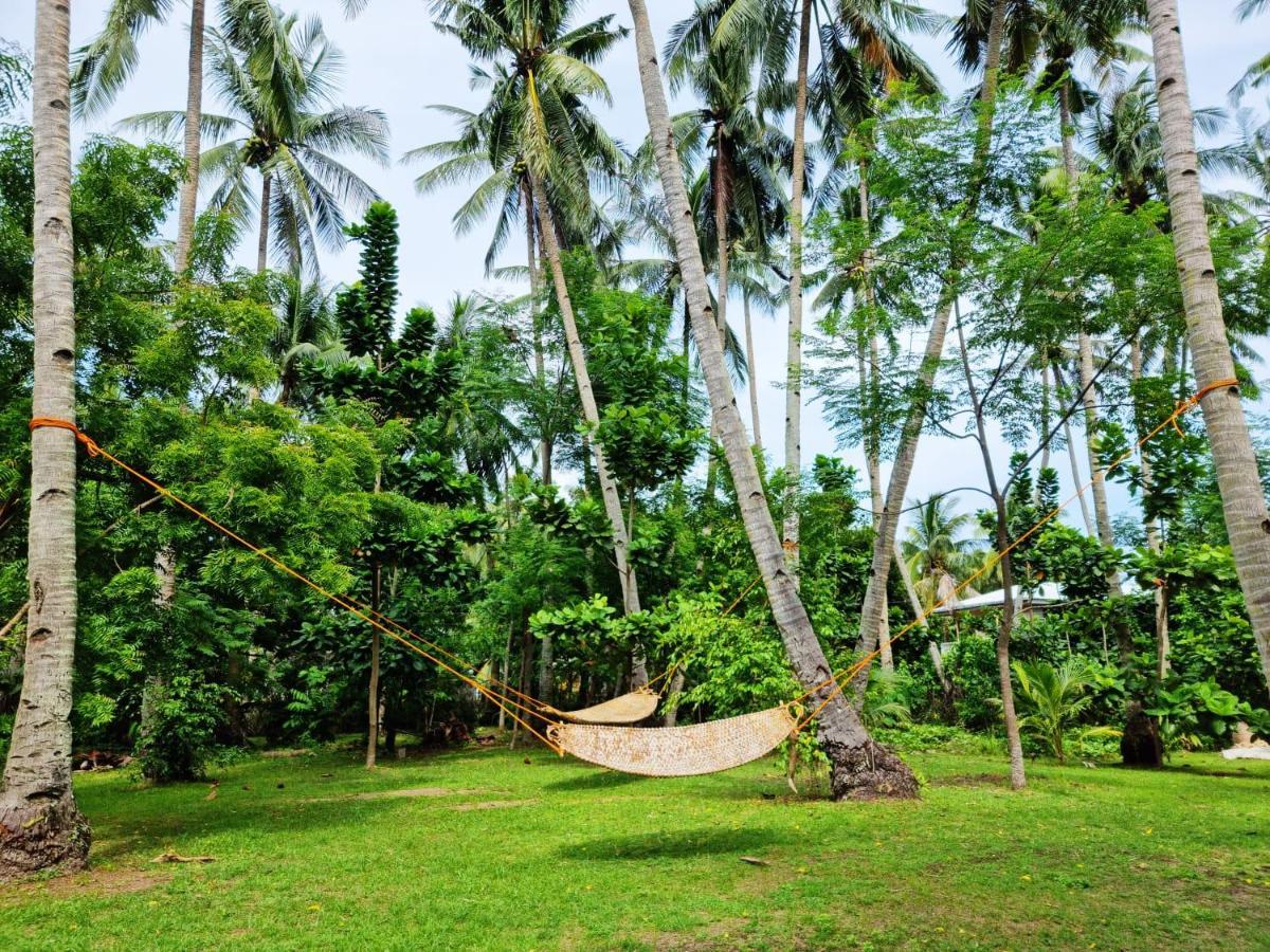 Bahandi Beach Lodge Mambajao Exterior photo