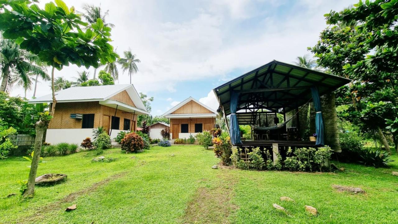 Bahandi Beach Lodge Mambajao Exterior photo